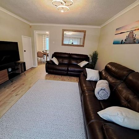 فيلا Modern Living In Hull كينغستون أبون هول المظهر الخارجي الصورة