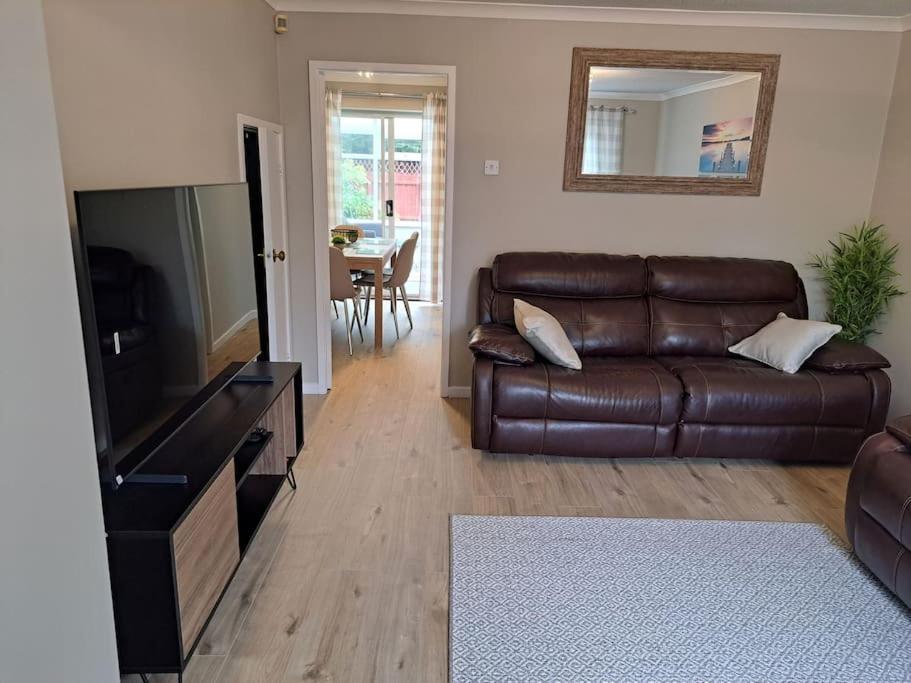 فيلا Modern Living In Hull كينغستون أبون هول المظهر الخارجي الصورة