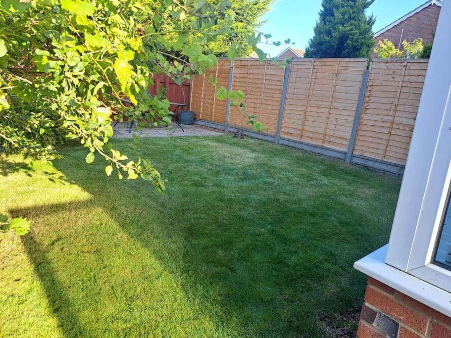 فيلا Modern Living In Hull كينغستون أبون هول المظهر الخارجي الصورة