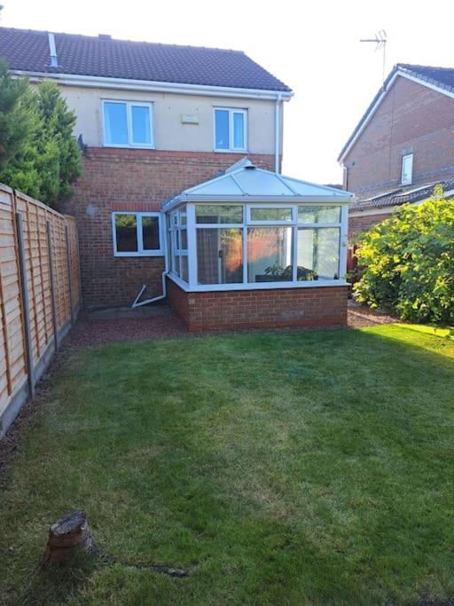 فيلا Modern Living In Hull كينغستون أبون هول المظهر الخارجي الصورة