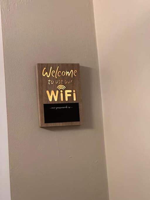 فيلا Modern Living In Hull كينغستون أبون هول المظهر الخارجي الصورة