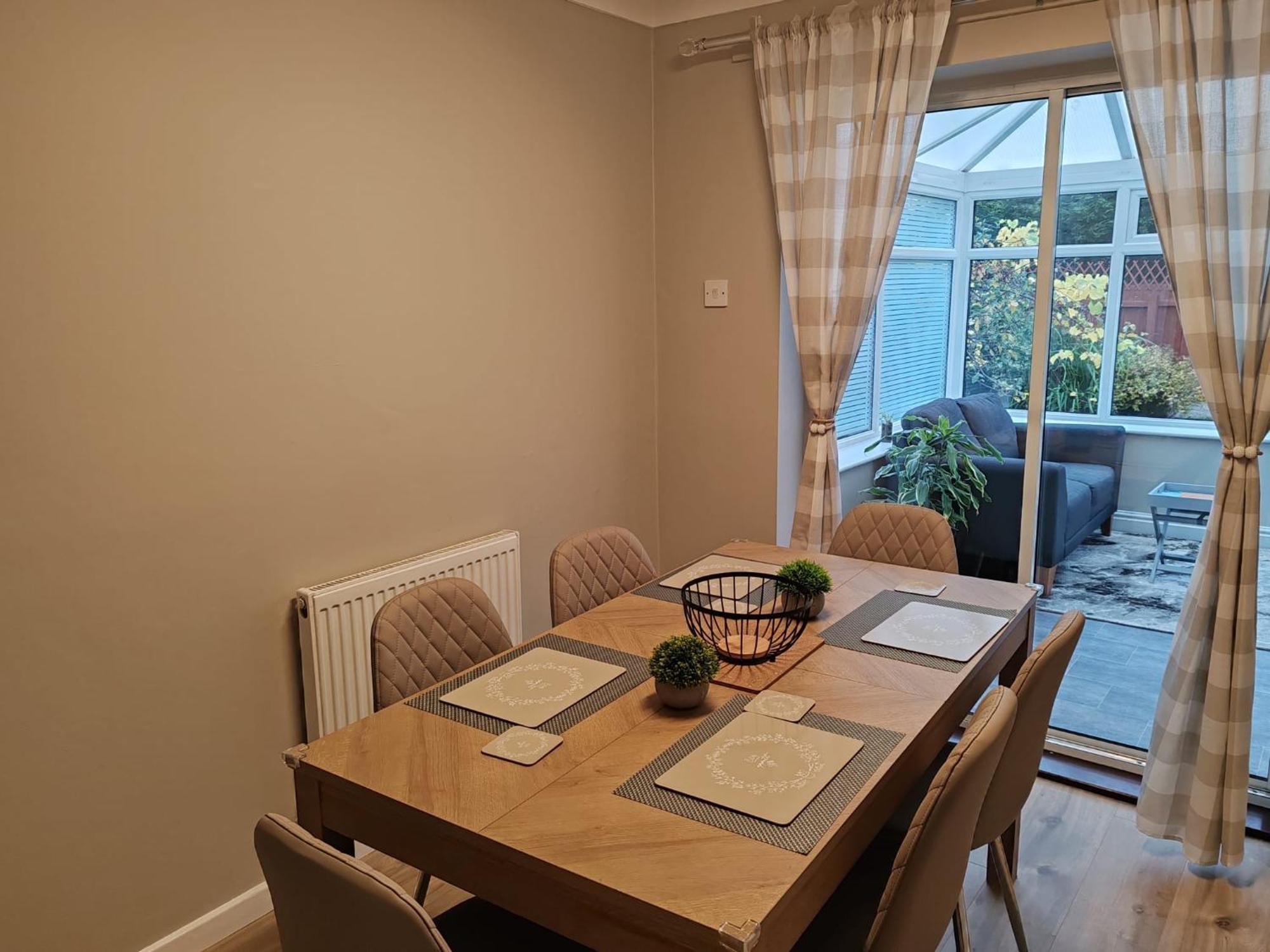فيلا Modern Living In Hull كينغستون أبون هول المظهر الخارجي الصورة
